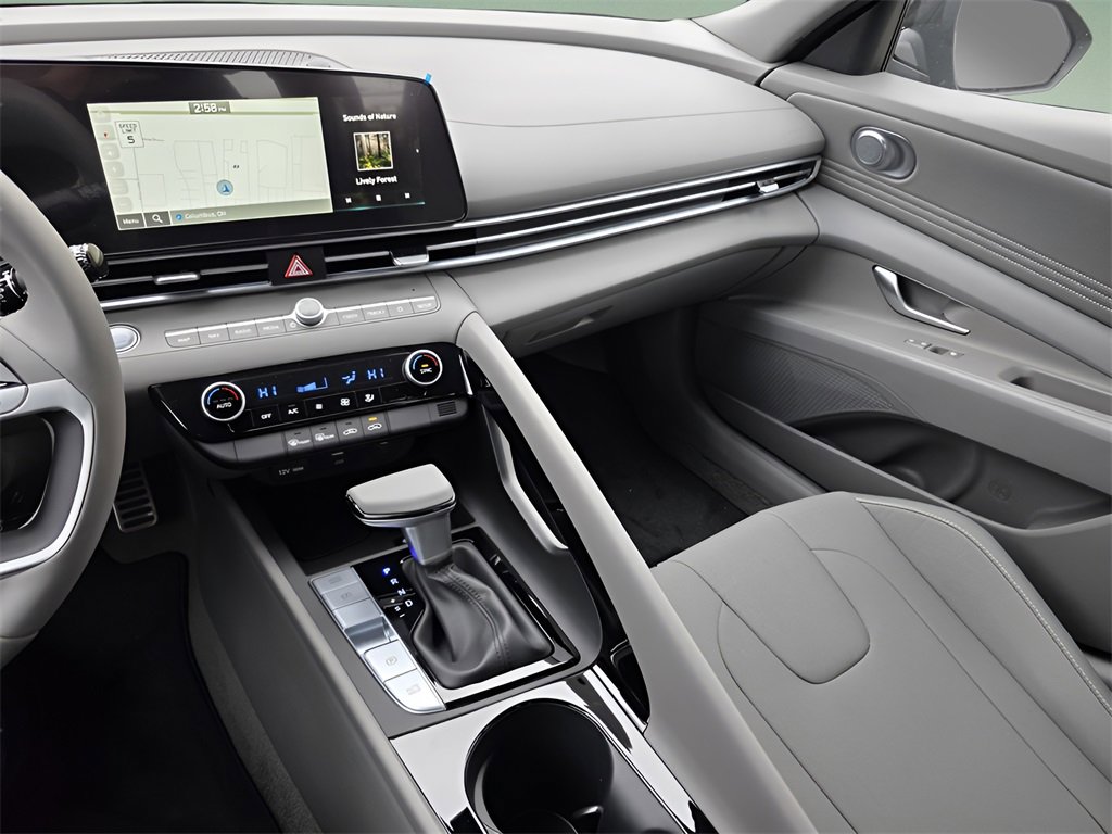 New 2026 Hyundai Elantra Sport image 17