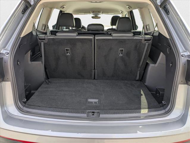 Used 2024 Volkswagen Atlas SE image 21