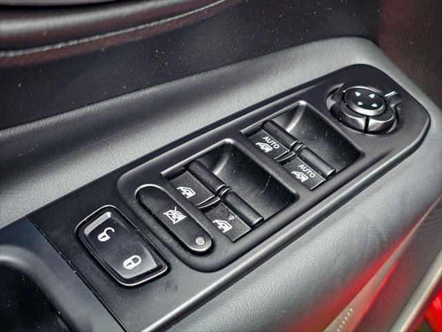 Certified 2022 Jeep Renegade Limited AWD/4WD image 11