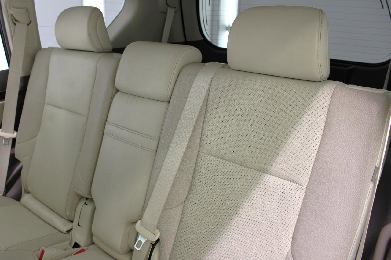 Used 2014 Lexus GX 460 w/ Premium Package AWD/4WD image 39