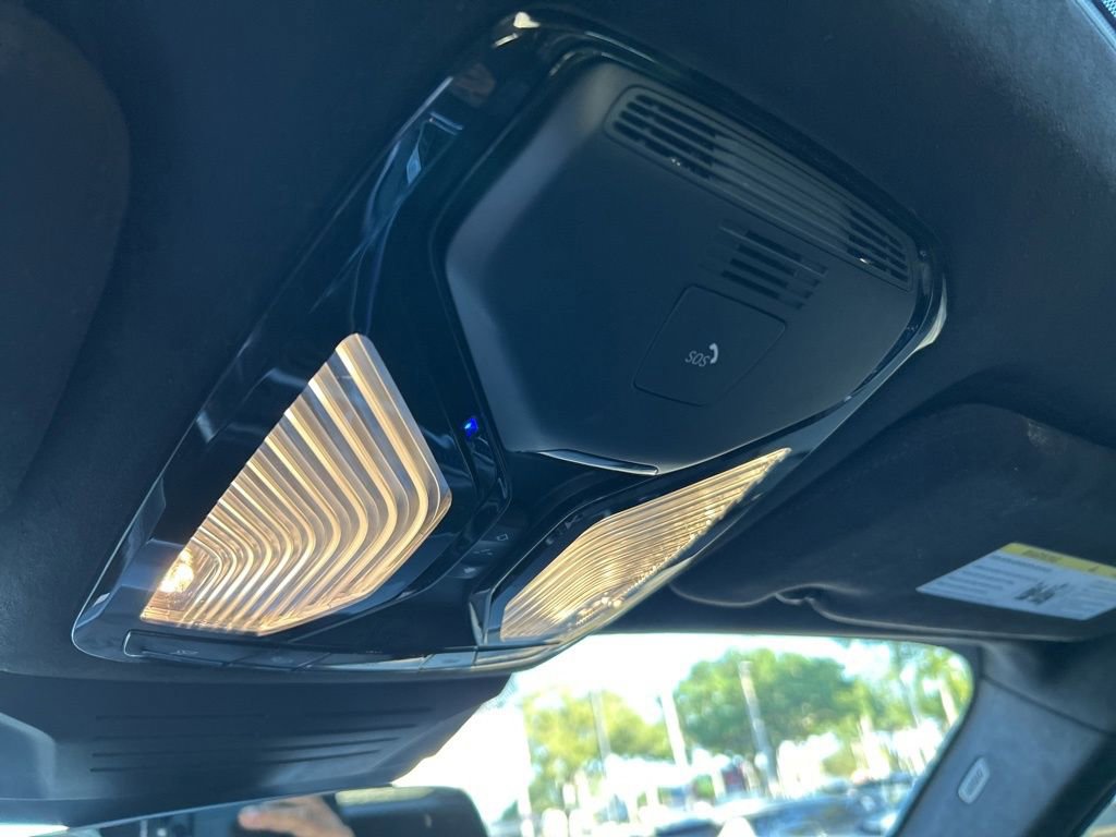 Used 2024 BMW X7 xDrive40i w/ M Sport Package image 63