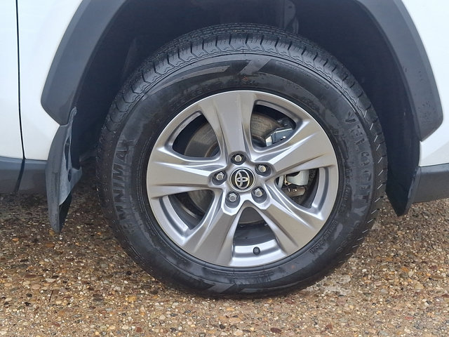 Certified 2024 Toyota RAV4 XLE w/ Convenience Package FWD image 8