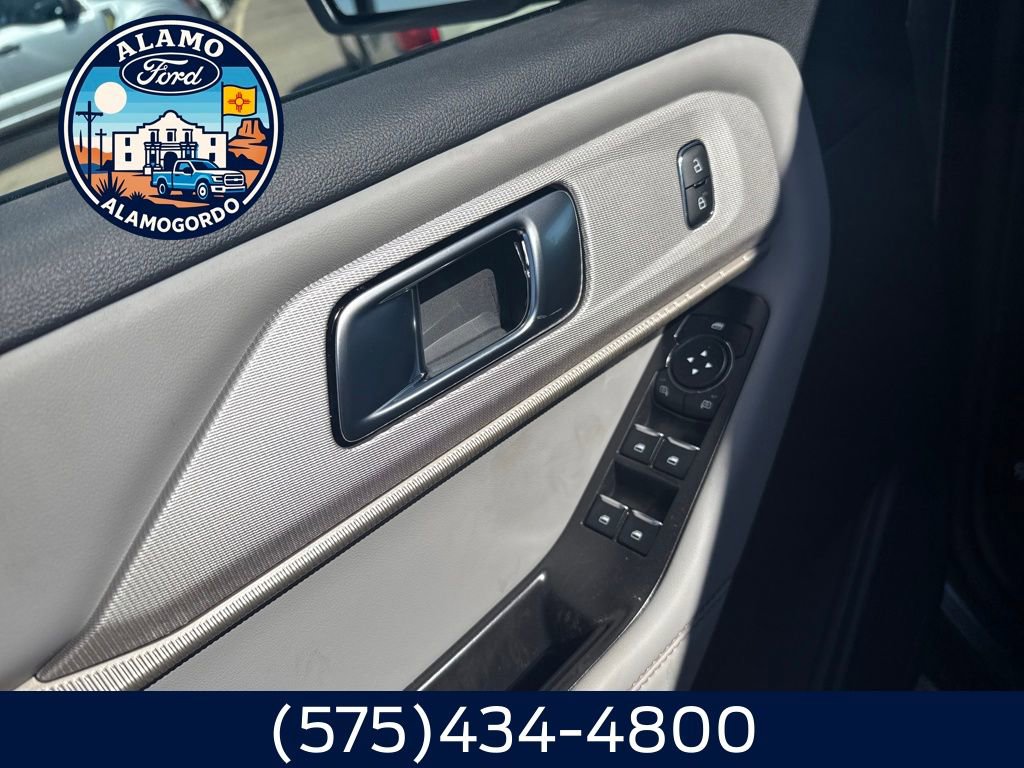 New 2026 Ford Explorer Active w/ Active Comfort Package image 3