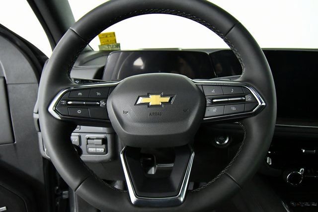 New 2026 Chevrolet Suburban LT w/ Comfort Package image 2