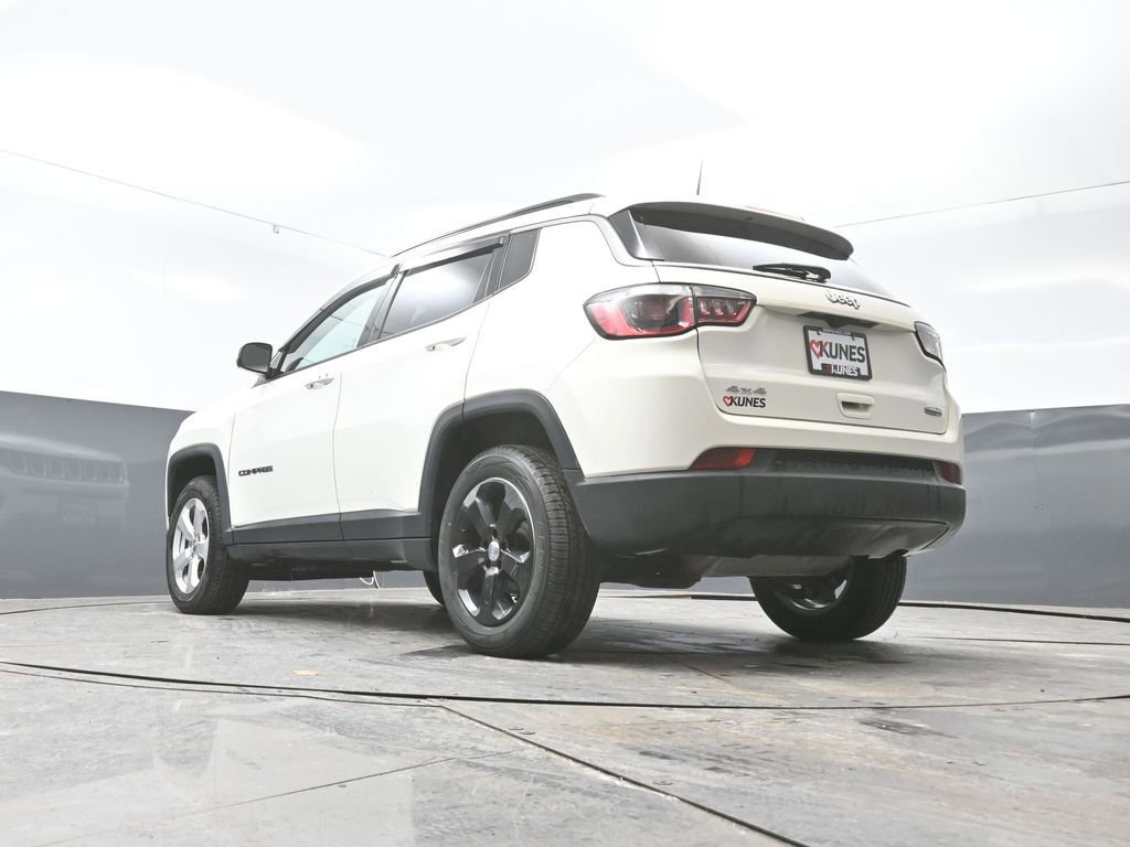 Used 2019 Jeep Compass Latitude w/ Cold Weather Group image 53
