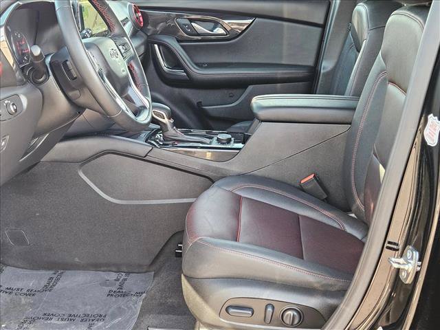 Used 2025 Chevrolet Blazer RS FWD image 16