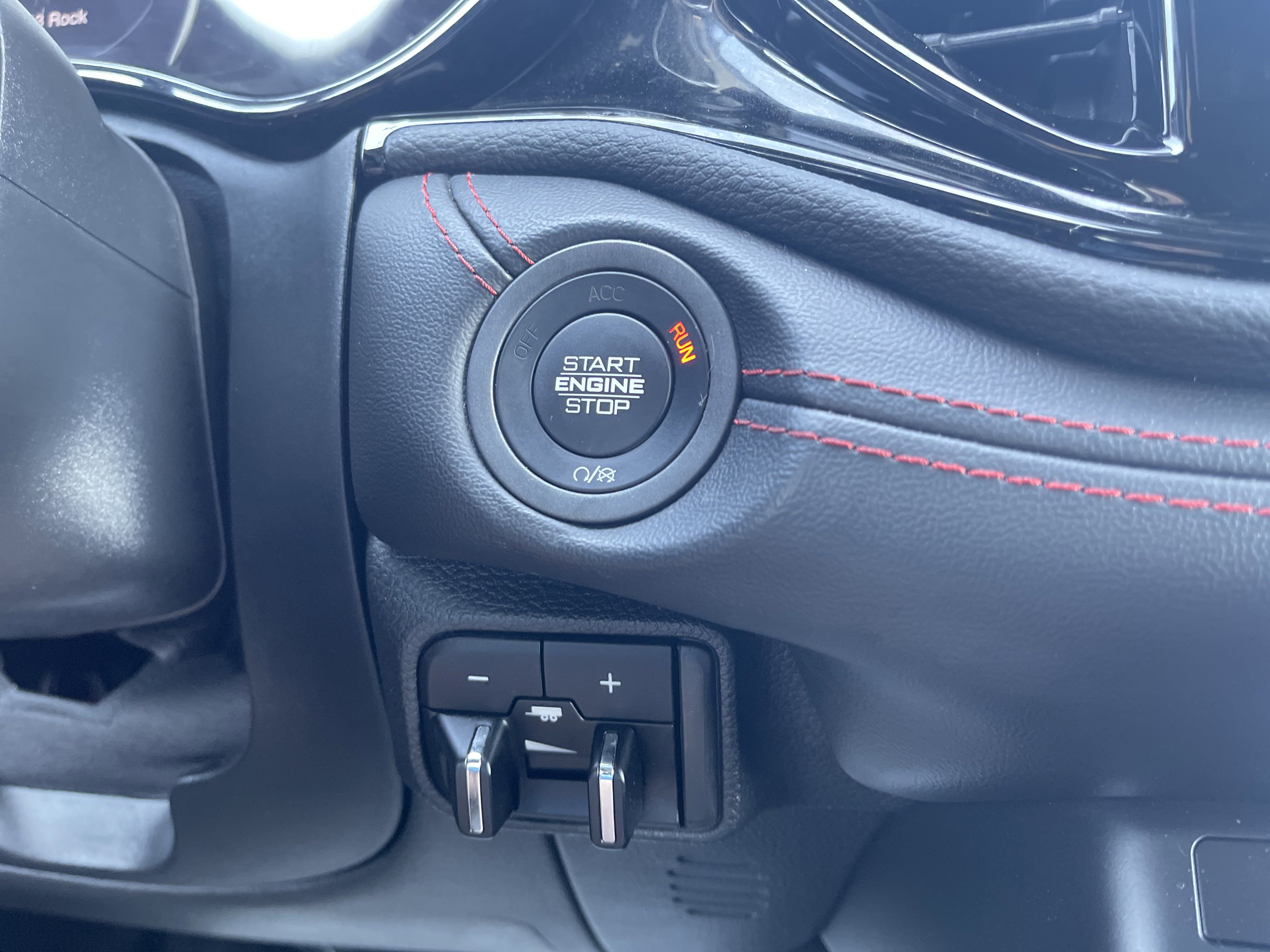 Used 2024 Dodge Durango GT image 23