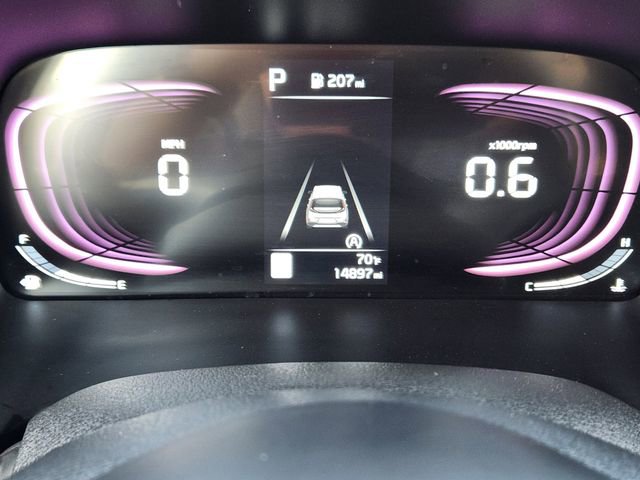 Certified 2025 Kia Soul LX FWD image 16