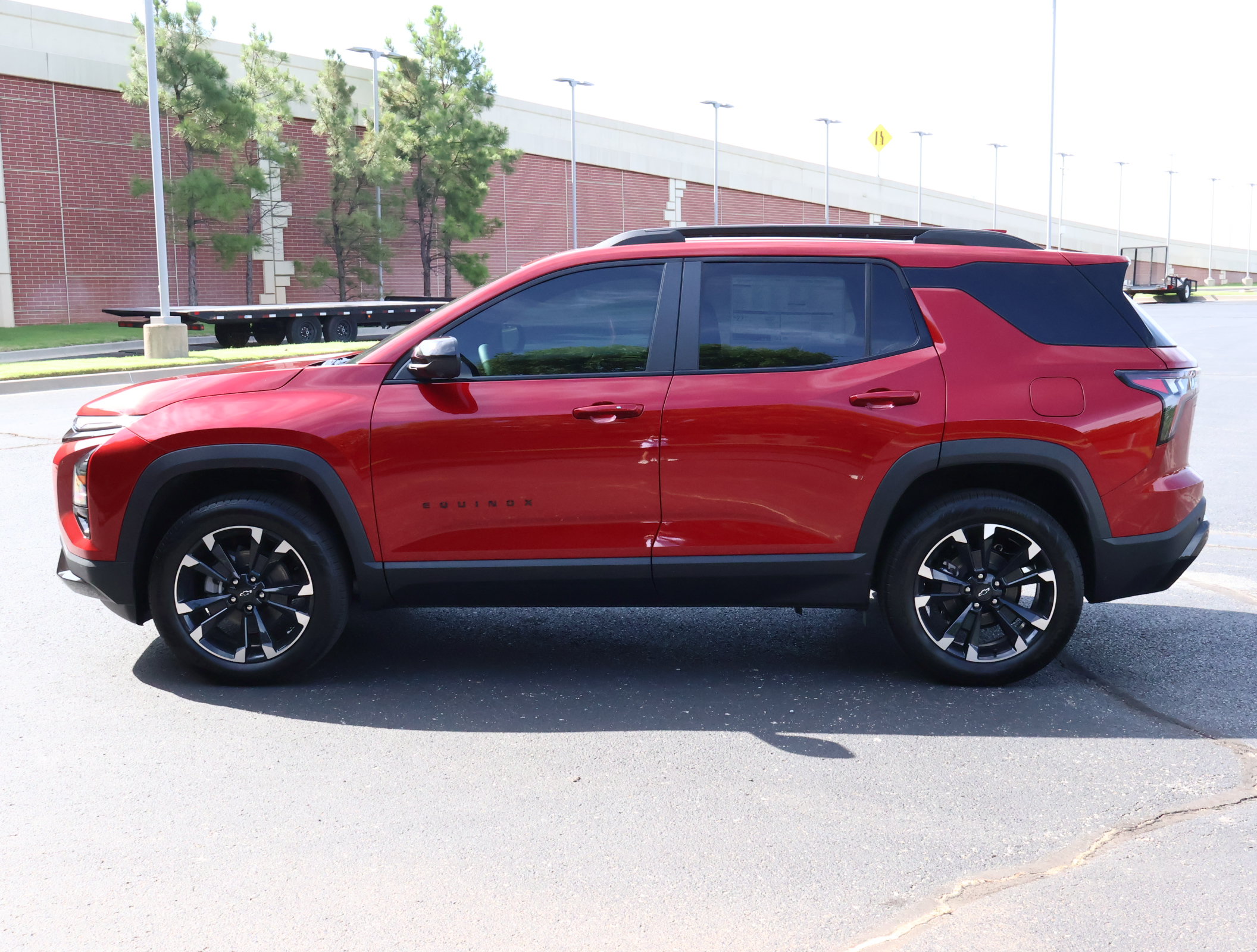New 2027 Chevrolet Equinox RS w/ Safety and Technology Package FWD image 34