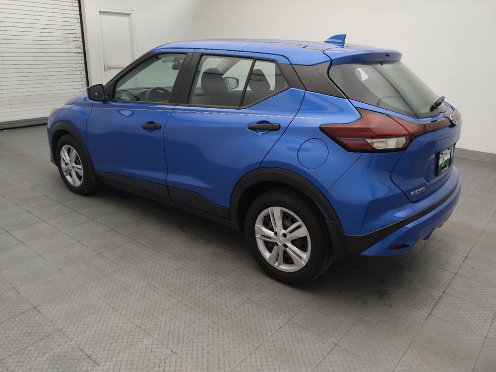 Used 2021 Nissan Kicks S FWD image 3