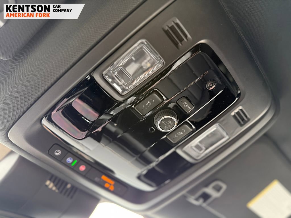 Used 2026 GMC Yukon Elevation image 36