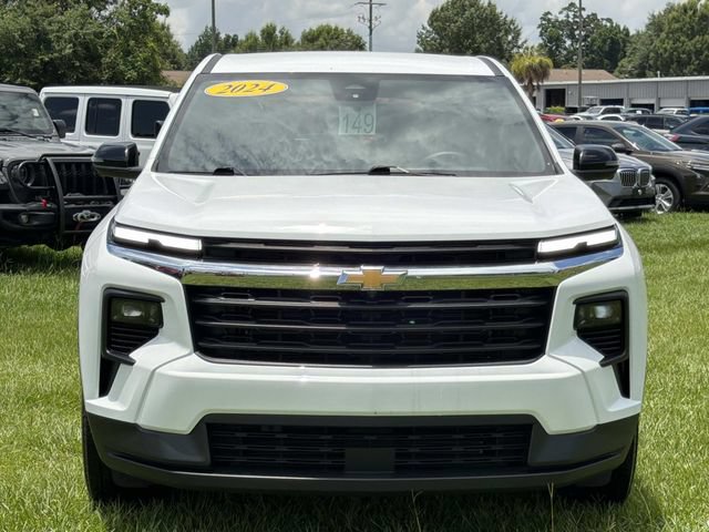 Used 2024 Chevrolet Traverse LS AWD/4WD image 3