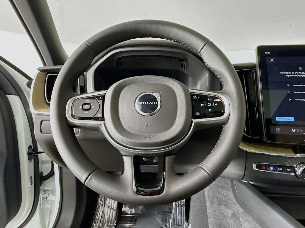 New 2026 Volvo XC60 T8 Plus w/ Protection Package Premier AWD/4WD image 11