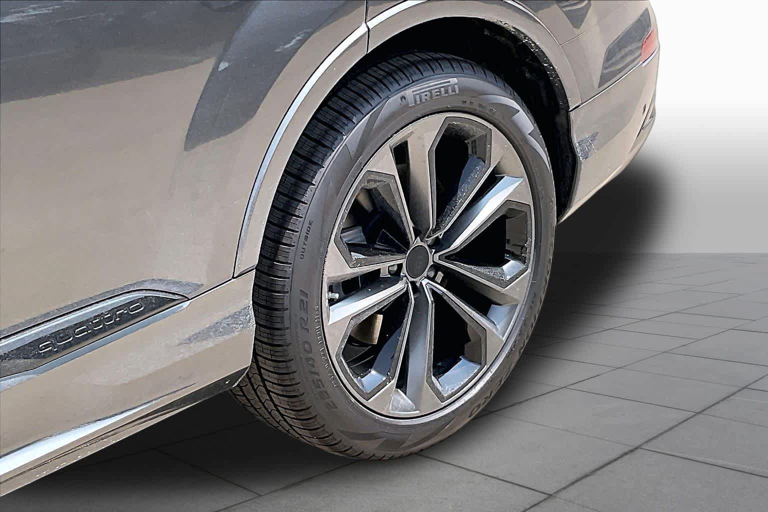 New 2026 Audi Q7 Premium Plus AWD/4WD image 11