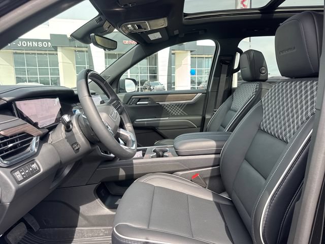 New 2027 GMC Acadia Denali w/ Denali Reserve Package AWD/4WD image 14