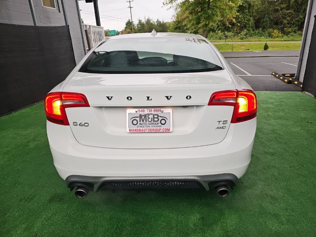 Used 2017 Volvo S60 T5 Dynamic w/ Vision Package AWD/4WD image 4