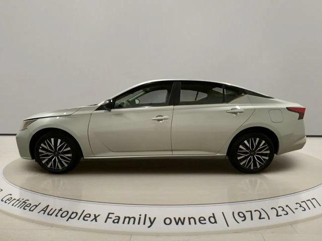 Used 2026 Nissan Altima 2.5 SV AWD/4WD image 2