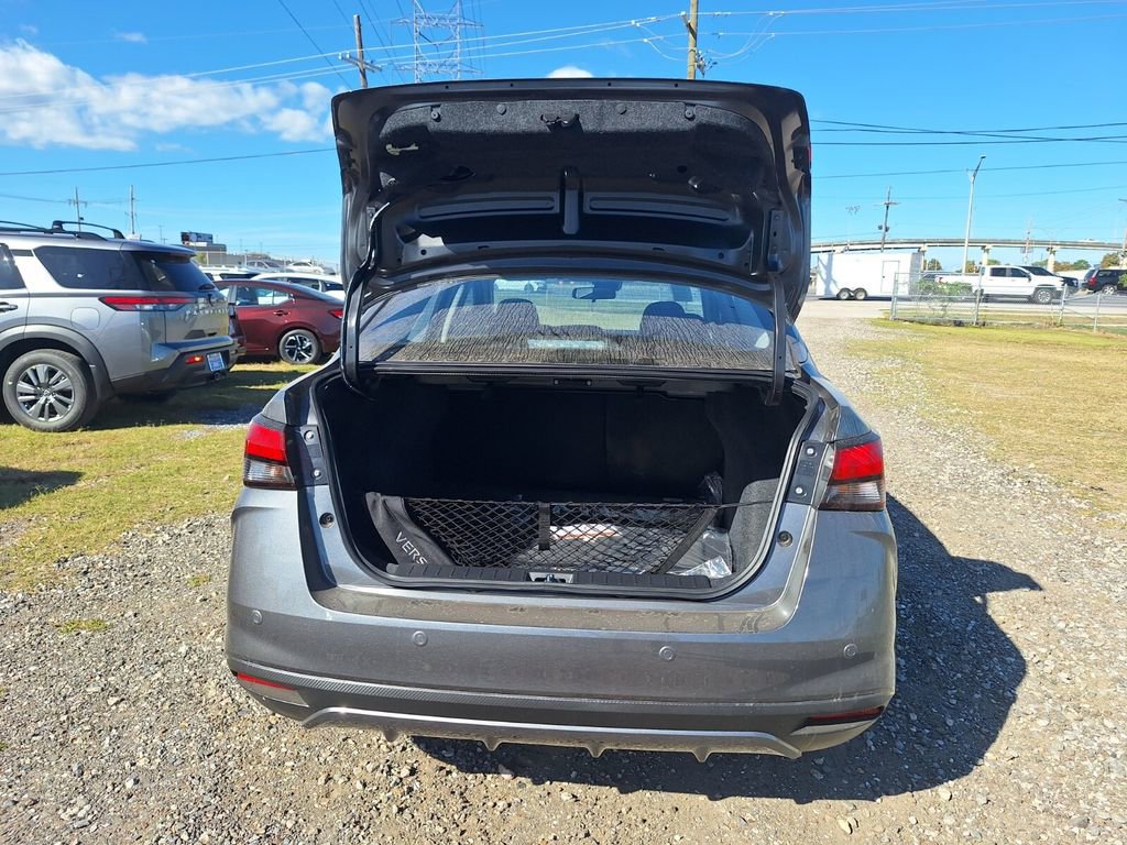 New 2025 Nissan Versa SR w/ Trunk Package image 25