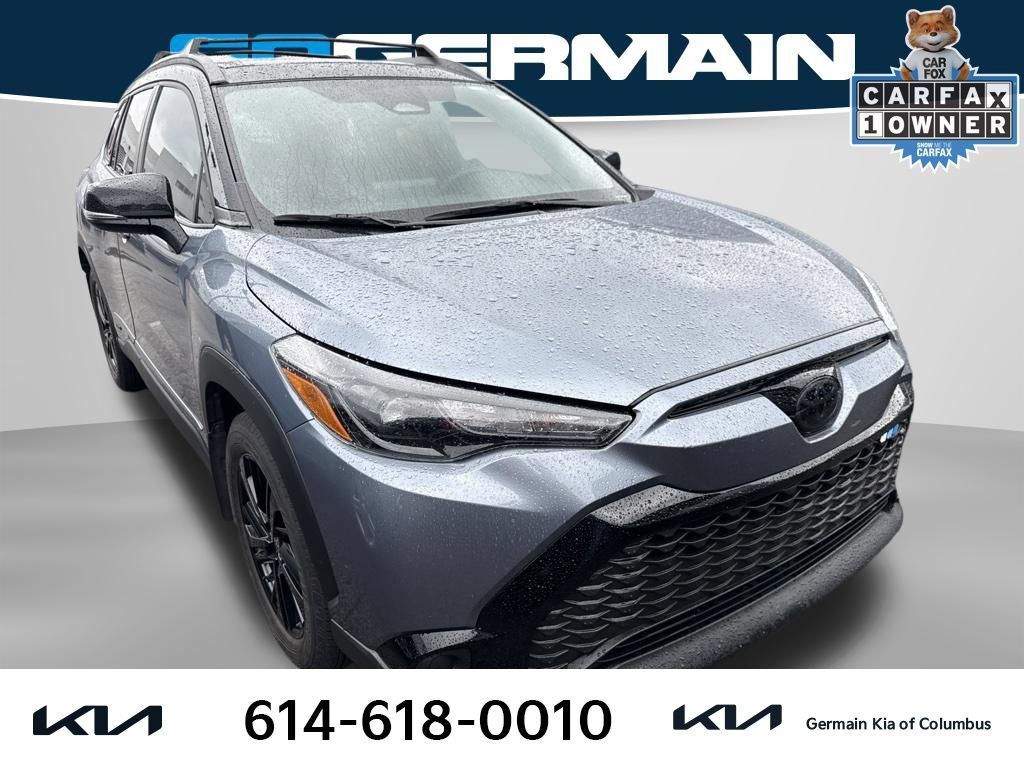 Used 2024 Toyota Corolla Cross AWD Hybrid w/ Moonroof Package image 6