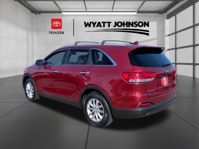 Used 2017 Kia Sorento FWD w/ LX Convenience Package image 5