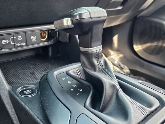 Used 2025 Kia K4 LXS image 19