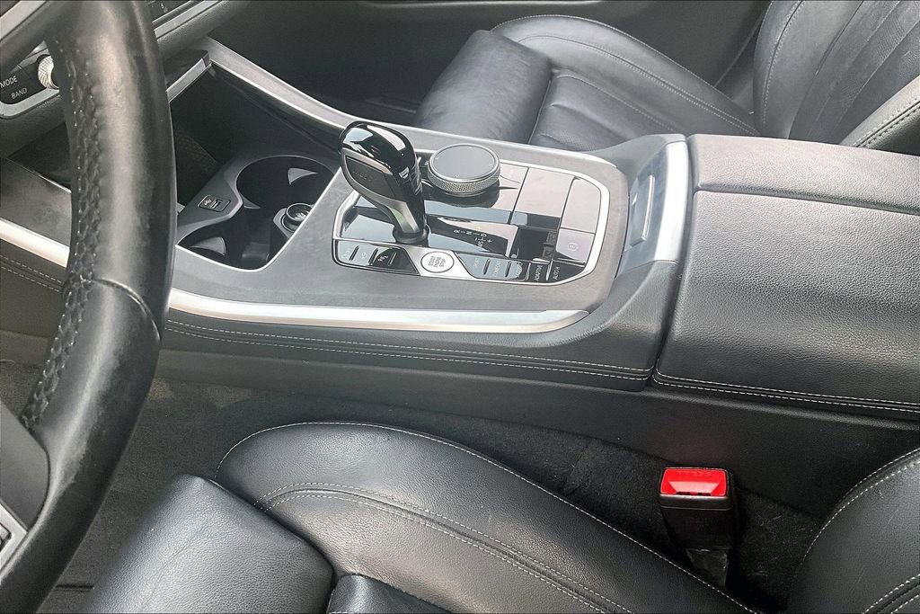 Used 2022 BMW X5 sDrive40i w/ M Sport Package image 19
