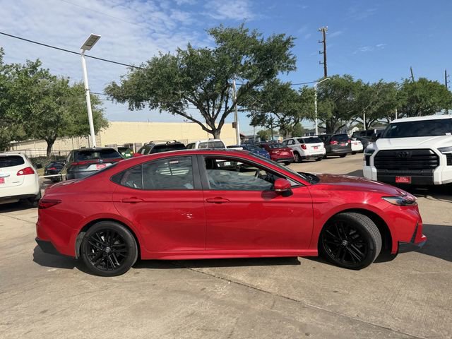 Used 2025 Toyota Camry SE w/ Multimedia Upgrade Package image 4