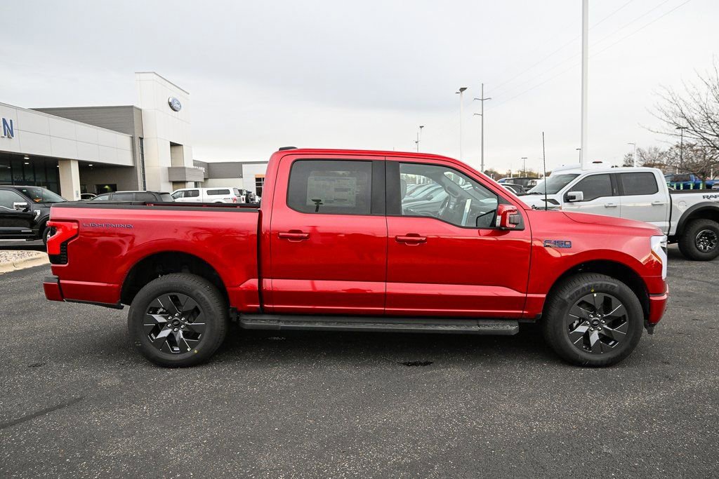 New 2025 Ford F150 Lightning Lariat image 3