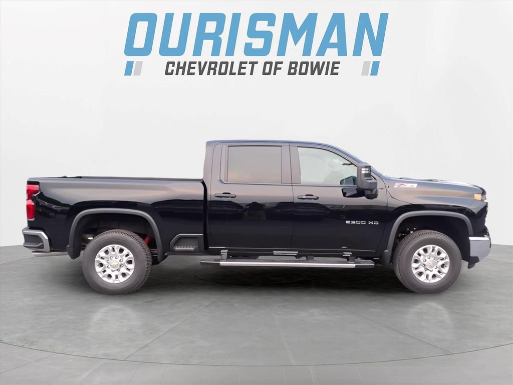 New 2026 Chevrolet Silverado 2500 LT AWD/4WD image 2