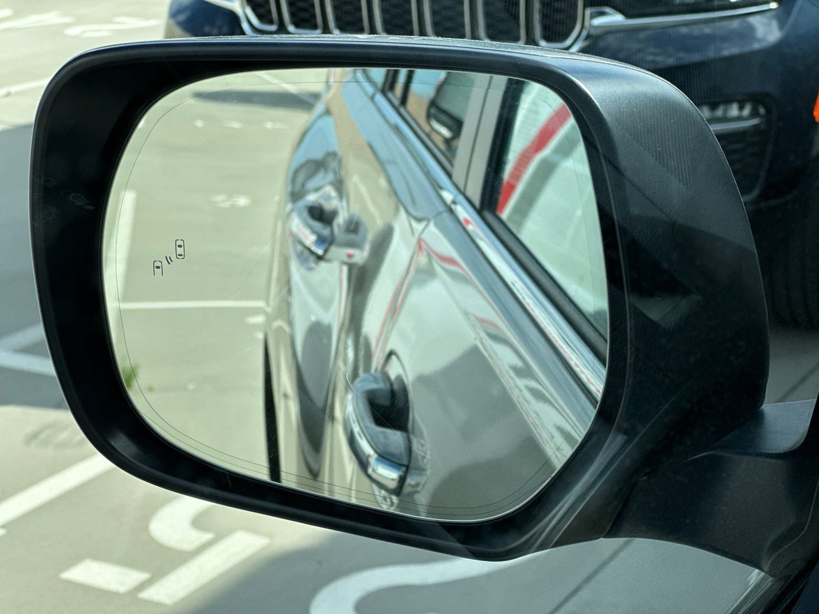 Used 2023 Lexus GX 460 Premium w/ Premium Package image 32