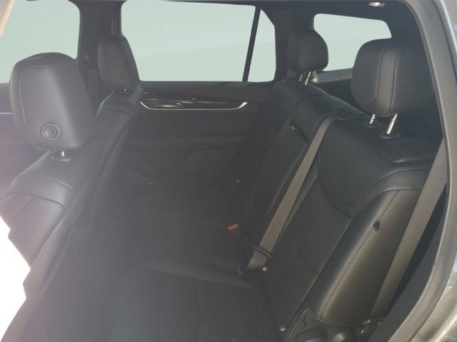 Used 2021 Cadillac XT6 Premium Luxury image 14