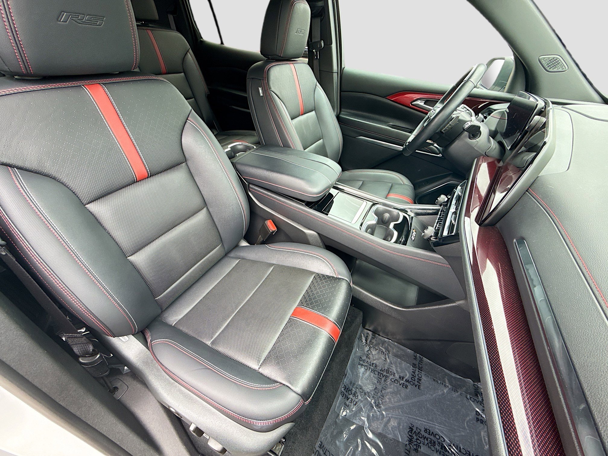 Used 2024 Chevrolet Traverse RS w/ LPO, Floor Liner Package image 16