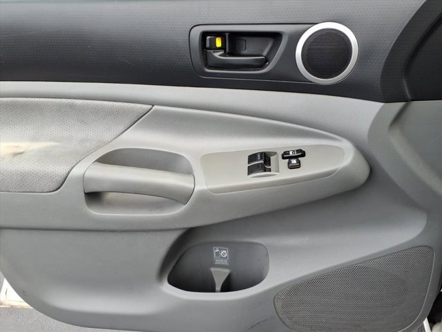 Used 2011 Toyota Tacoma 2WD Access Cab image 22