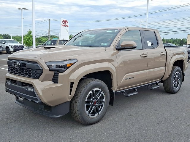 New 2026 Toyota Tacoma TRD Sport AWD/4WD image 3