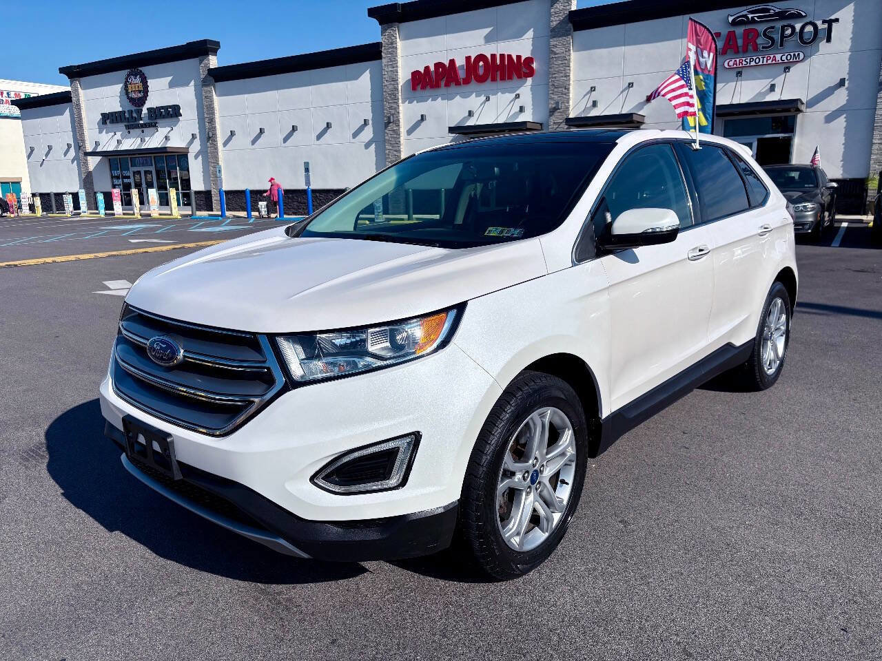 Used 2017 Ford Edge Titanium w/ Equipment Group 301A AWD/4WD image 2