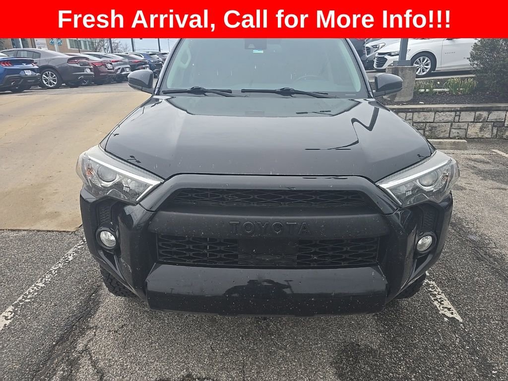 Used 2020 Toyota 4Runner SR5 image 2