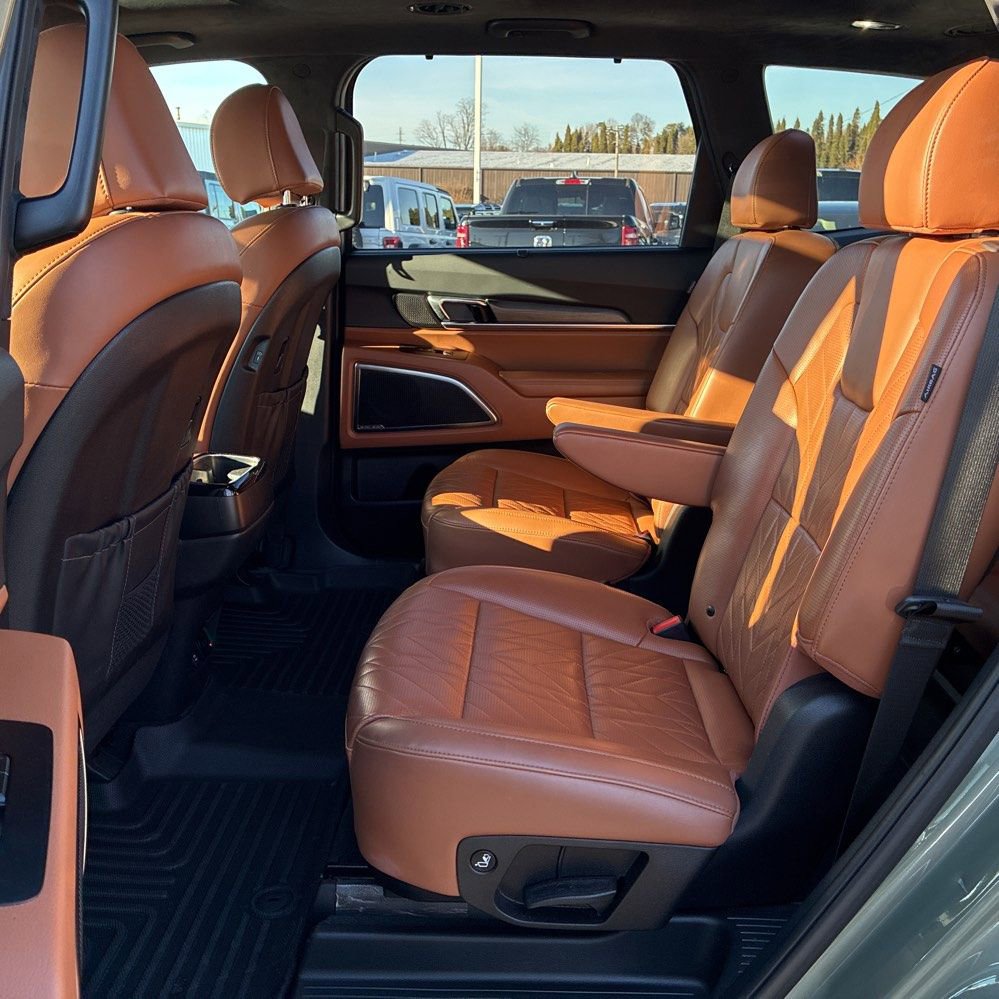 Certified 2024 Kia Telluride SX Prestige X-Line image 12
