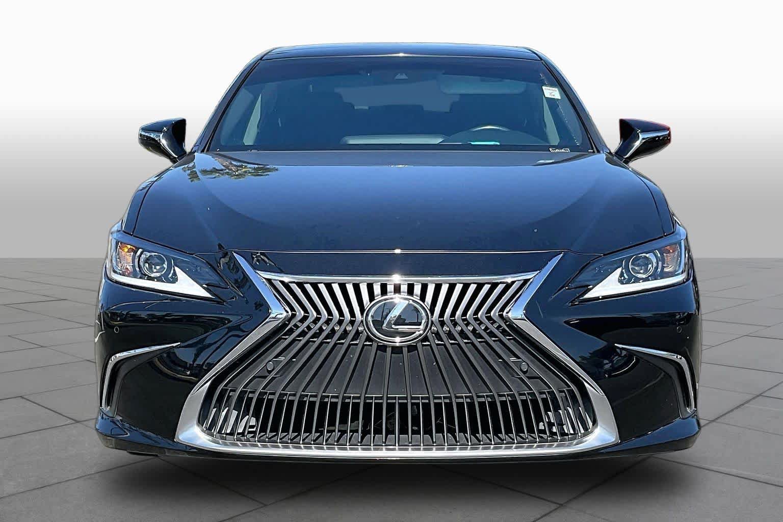 Used 2021 Lexus ES 350 w/ Premium Package FWD image 3