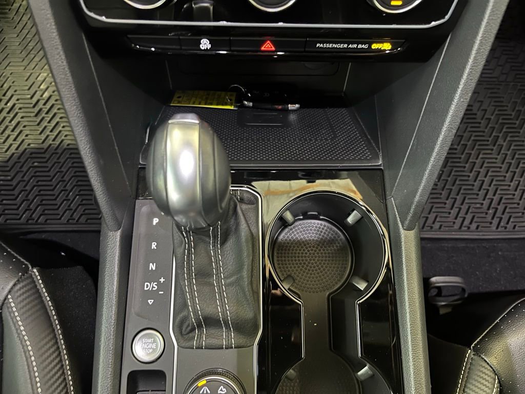 Certified 2023 Volkswagen Atlas Cross Sport SE w/ Panoramic Sunroof Package image 16