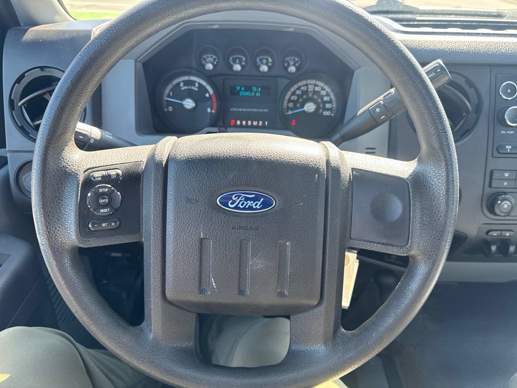 Used 2016 Ford F550 4x4 Regular Cab Super Duty image 25
