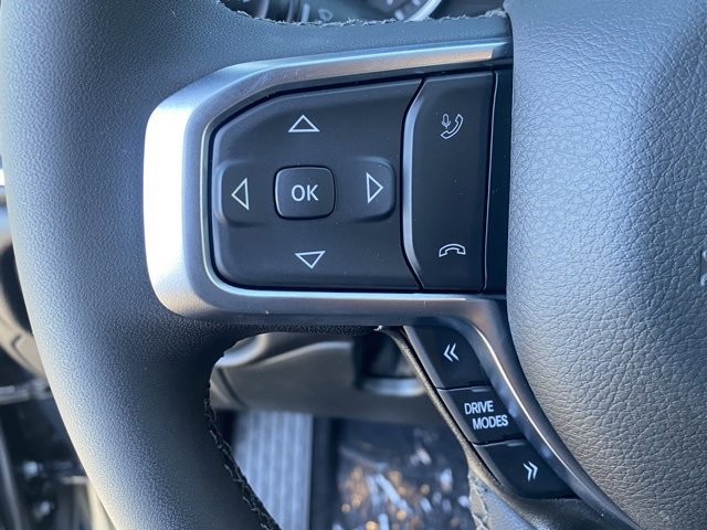 New 2026 RAM 1500 4x4 Crew Cab image 17