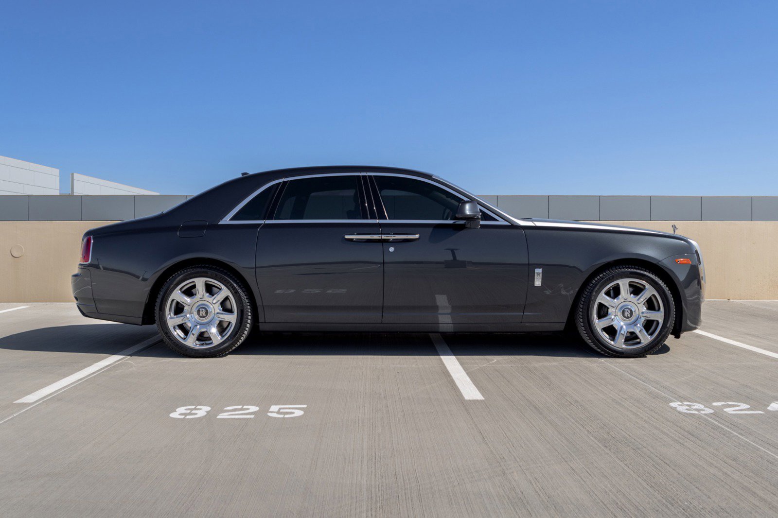 Used 2017 Rolls-Royce Ghost image 6