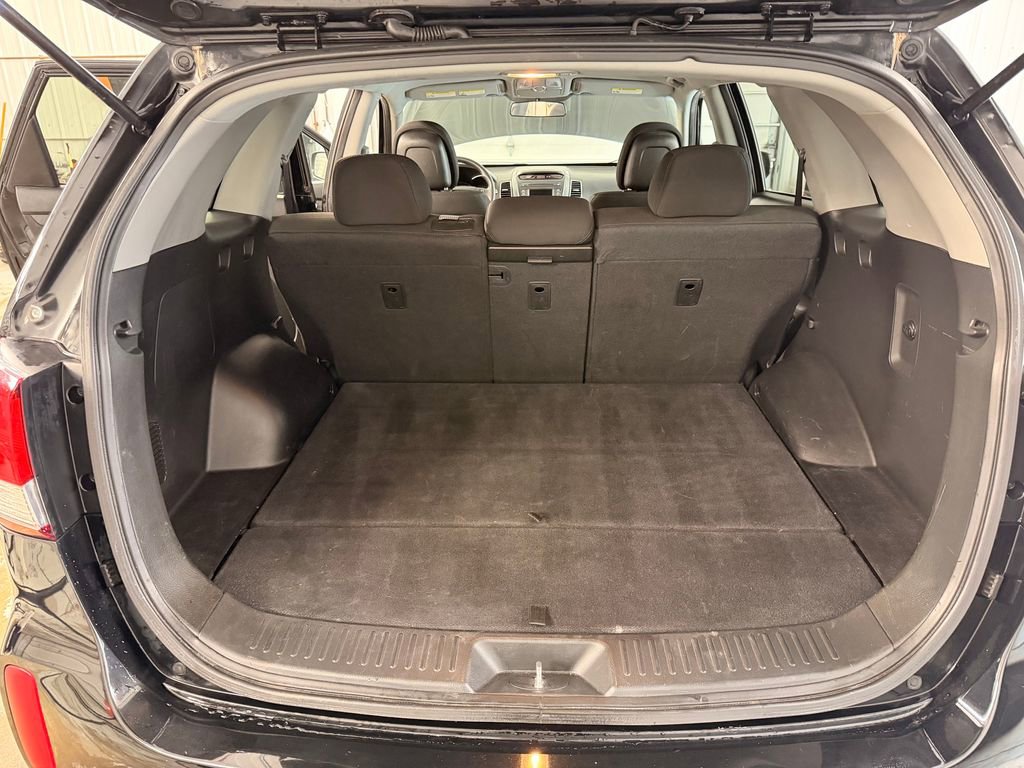 Used 2014 Kia Sorento LX image 22