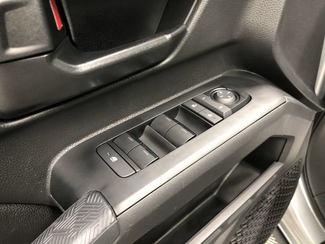 Used 2025 Toyota Tacoma SR5 AWD/4WD image 14
