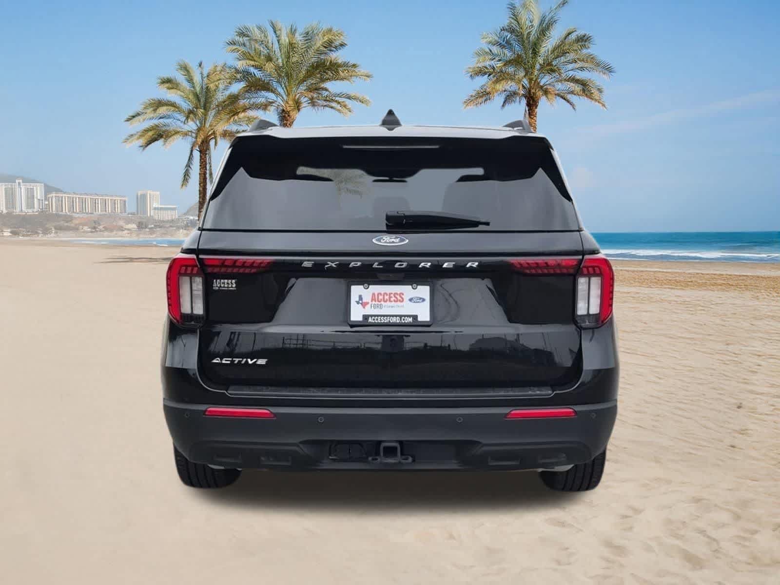 New 2025 Ford Explorer Active RWD image 7