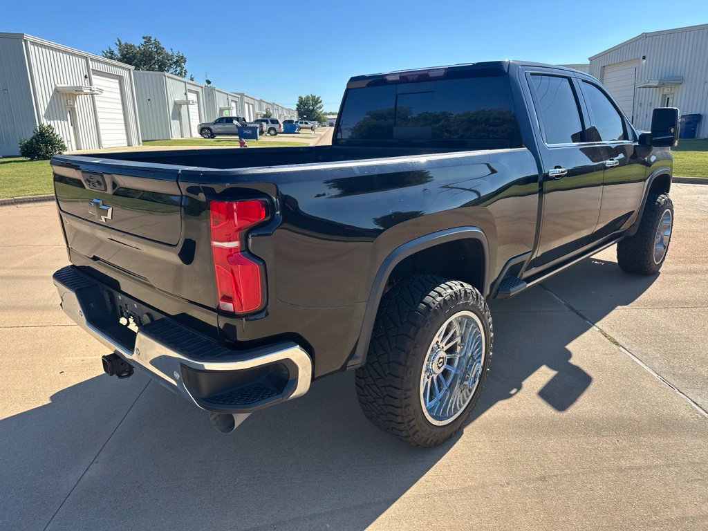Used 2024 Chevrolet Silverado 2500 LTZ w/ LTZ Premium Package AWD/4WD image 13