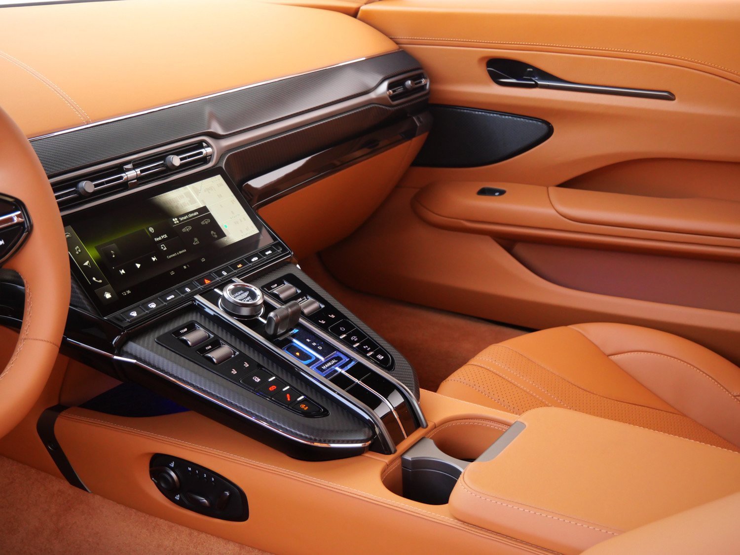 New 2026 Aston Martin V8 Vantage Coupe image 14