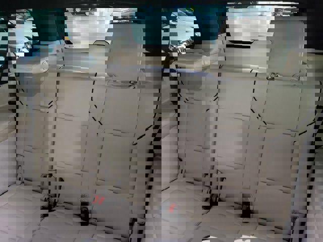 Certified 2024 Cadillac Escalade ESV Premium Luxury w/ Performance Package image 14