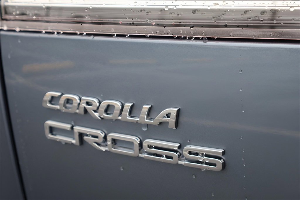 New 2026 Toyota Corolla Cross XLE image 9