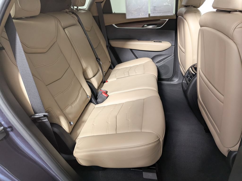 Used 2019 Cadillac XT5 Platinum AWD/4WD image 45